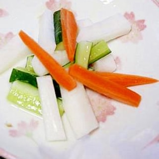 手軽に作れる　★　野菜の甘酢漬け